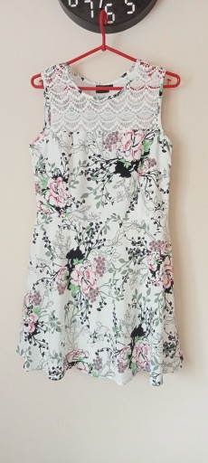 Zdjęcie oferty: sukienka letnia elegancka r. L/XL