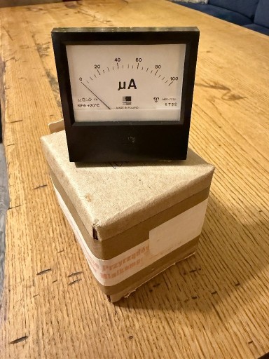 Zdjęcie oferty: Amperomierz MER-72TE, 100 mikroamperów, nowy fabrycznie zapakowany