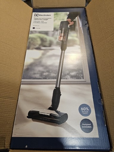 Zdjęcie oferty: Odkurzacz Electrolux Ultimate 700 Turbo Drive