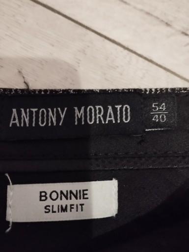 Zdjęcie oferty: Antony Morato spodnie rozm 54/40 