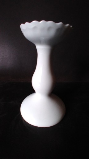 Zdjęcie oferty: Świecznik porcelanowy bialy