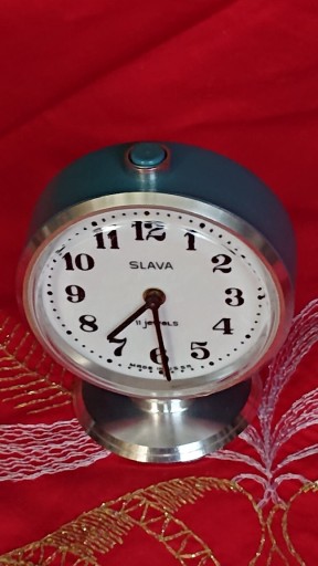 Zdjęcie oferty: Zegarek budzik SLAVA