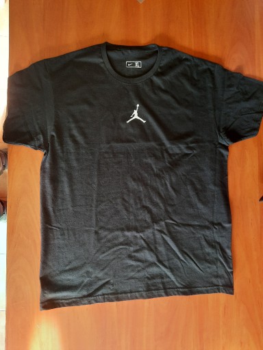 Zdjęcie oferty: Nowa koszulka Jordan Czarna rozmiar XL