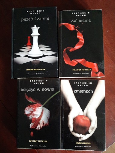 Zdjęcie oferty: Saga Zmierzch- Stephanie Meyer