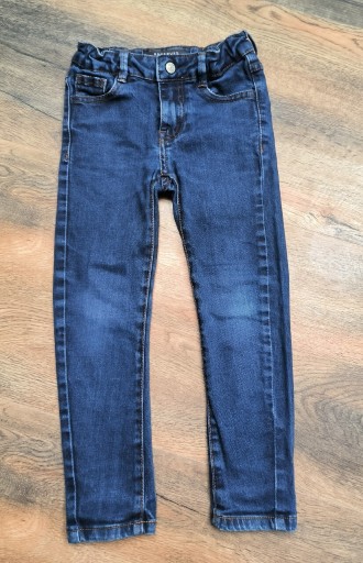 Zdjęcie oferty: Spodnie Jeansy Reserved BOYS 110 rurki