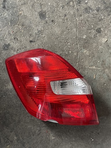 Zdjęcie oferty: Lampa lewy tył skoda fabia 2