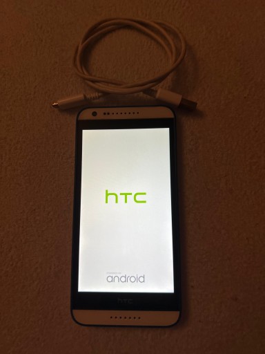 Zdjęcie oferty: Telefon HTC Desire 620, biały