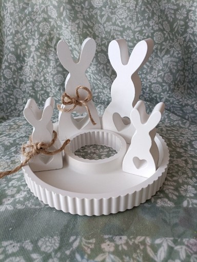 Zdjęcie oferty: Podstawka Wielkanoc króliki zajączki tacka figurki
