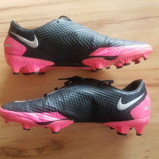 Zdjęcie oferty: Nike phantom gt korki do pilki noznej  40,5