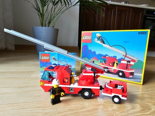 Zdjęcie oferty: LEGO 6593 Town - Samochód strażacki (1991)