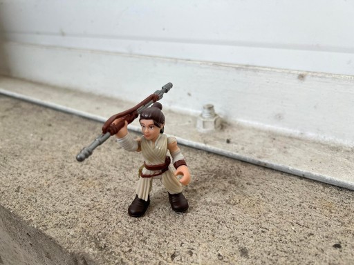 Zdjęcie oferty: Figurka Gwiezdne Wojny Star Wars Rey Jakku 2015