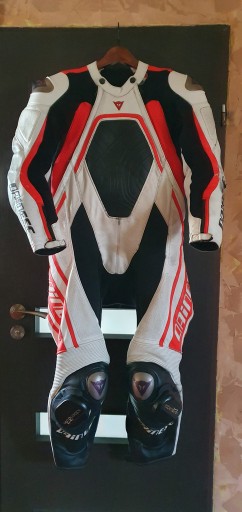 Zdjęcie oferty: Kombinezon jednoczęściowy 48 DAINESE MISSION prof