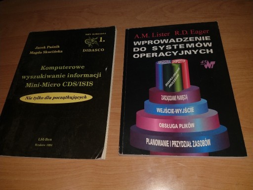 Zdjęcie oferty: dwie książki min. wprowadzenie do systemów komputerowych
