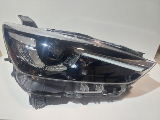 Zdjęcie oferty: Lampa przednia prawa mazda cx3 ful led