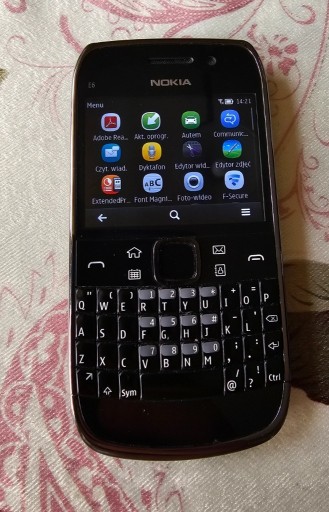 Zdjęcie oferty: Nokia E6 stan kolekcjonerski.