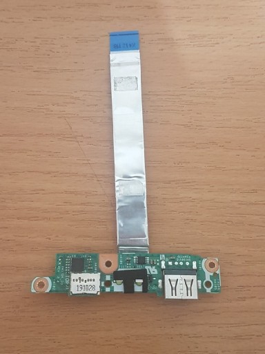 Zdjęcie oferty: Płytka złącza USB z  taśmą ASUS VIVOBOOK 14 X412D 