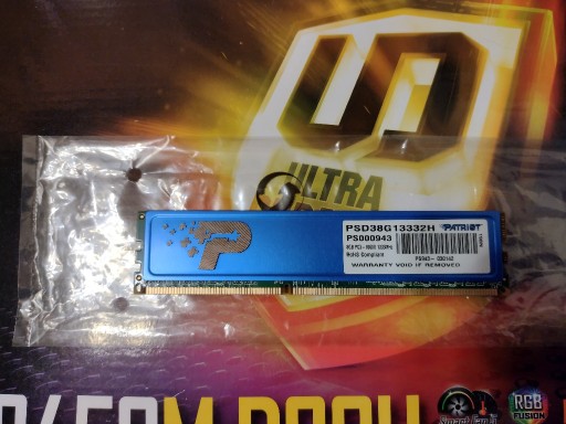 Zdjęcie oferty: Pamięć RAM PATRIOT 1x 8GB 1333MHz PC3-10600 DIMM