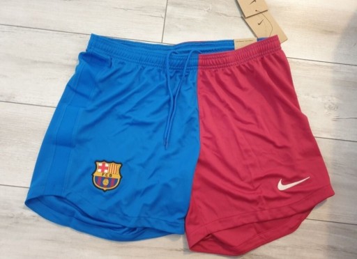 Zdjęcie oferty: Spodenki damskie sportowe Nike FCB r l 40