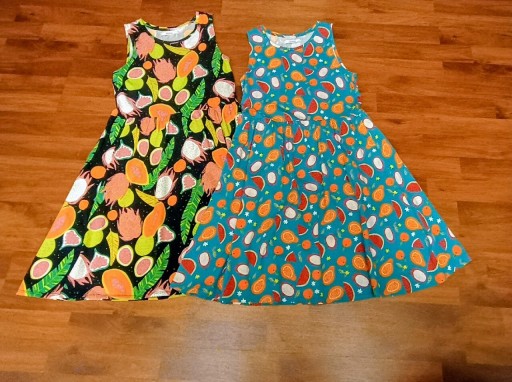 Zdjęcie oferty: Sukienki Reserved jak nowe 2 sztuki 158 sukienka