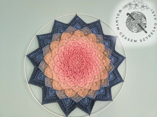 Zdjęcie oferty: Mandala ombre handmade 