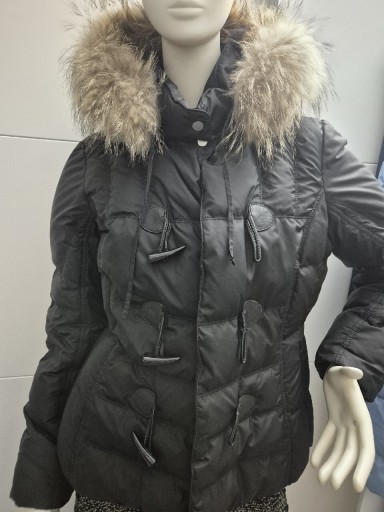 Zdjęcie oferty: LAURÈL KURTKA puchowa lekka z kapturem i jenotem futro da się zdjąć