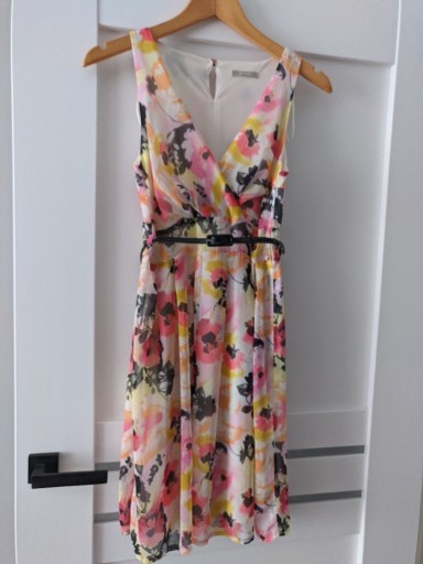 Zdjęcie oferty: Orsay elegancka sukienka w kwiaty 32