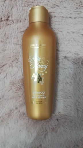 Zdjęcie oferty: Szampon Milk and Honey, 250ml