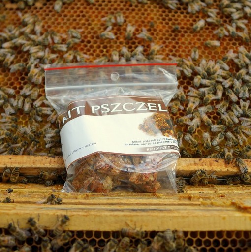 Zdjęcie oferty: KIT pszczeli 50g propolis sezon 2023 świeży
