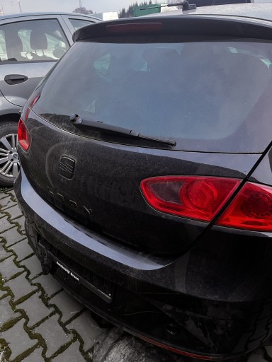 Zdjęcie oferty: Seat Leon 2 II 09r klapa bagażnika black lc9z