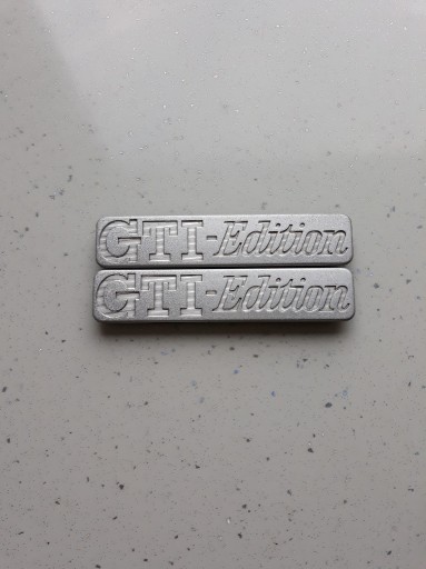 Zdjęcie oferty: Emblemat VW Wolkswagen aluminium cena za 2 sztuki