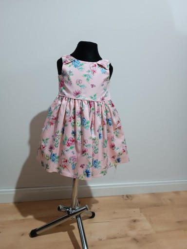 Zdjęcie oferty: Dziewczęca sukienka Primark nowa rozmiar 74-80 cm