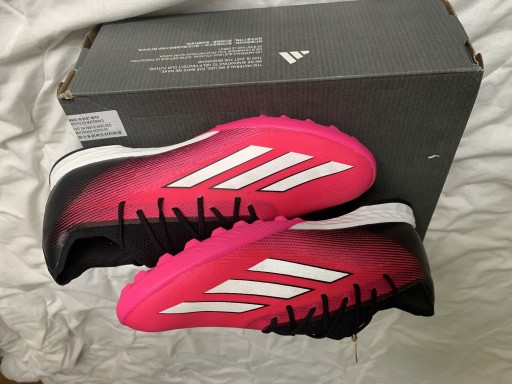 Zdjęcie oferty: Profesjonalne Turfy adidas x speedportal 1 TF 43