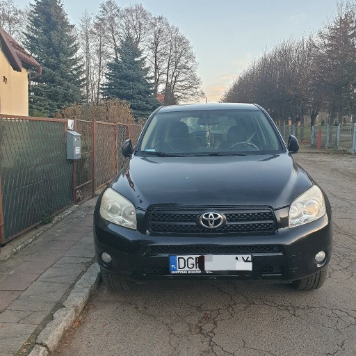 Zdjęcie oferty: Sprzedam samochód osobowy rav4 lll 