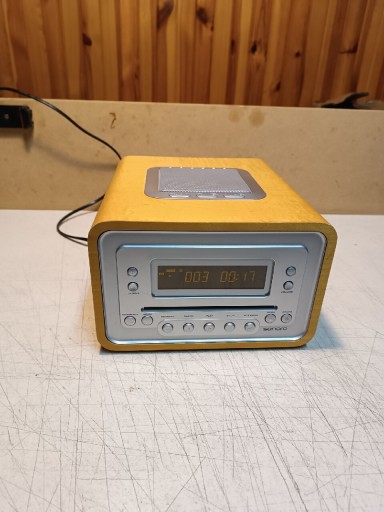 Zdjęcie oferty: RADIOBUDZIK SONORO CUBO AU-1300