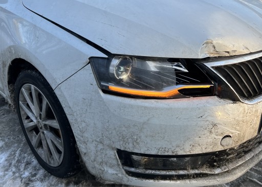 Zdjęcie oferty: Lampa Skoda Rapid LED polift prawa 