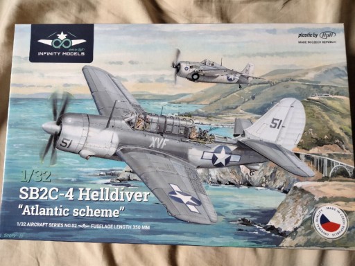 Zdjęcie oferty: SB2C-4 HELLDIVER  ,,Atlantic Scheme,,1/32 Infinity Models na Wypasie
