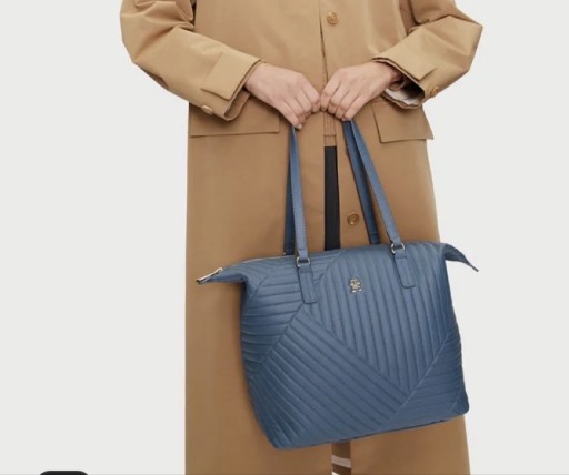 Zdjęcie oferty: Torebka na ramię Tommy Hilfiger