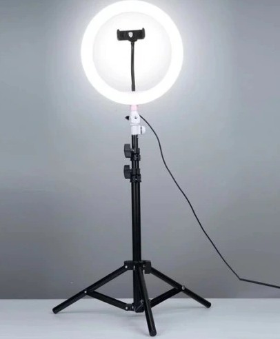 Zdjęcie oferty: lampa led makeup makijaż do nagrywania tiktok yt