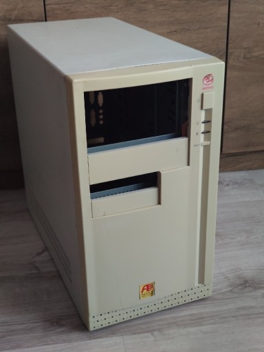 Zdjęcie oferty: Obudowa Miditower InWin A500