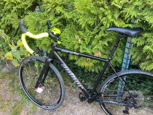 Zdjęcie oferty: Gravel Author Aura 52cm 160-170cm 1x11 sztywne osie tarcze 9,,9kg karbon