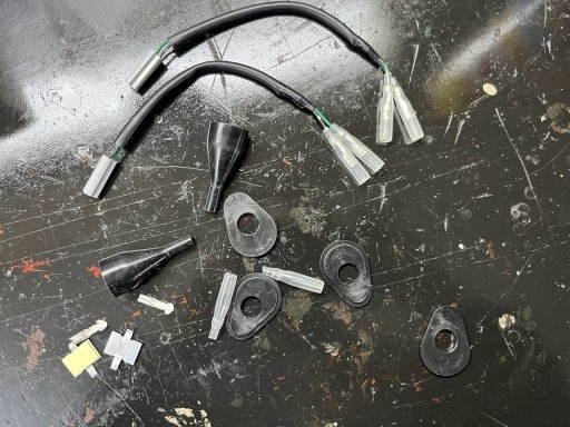 Zdjęcie oferty: R&G kierunkowskazy led połączenie Yamaha MT07