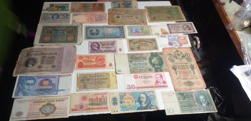 Zdjęcie oferty: Zestaw 25 sztuk banknotów zagranicznych 