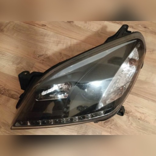 Zdjęcie oferty: Lewa lampa przód Opel Astra reflektor lewy idealny