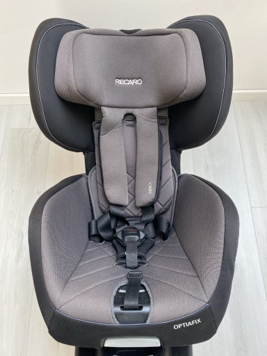 Zdjęcie oferty: Fotelik dziecięcy RECARO Optiafix Carbon Black