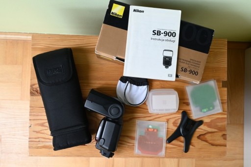 Zdjęcie oferty: Lampa błyskowa Nikon SB 900