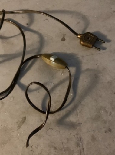 Zdjęcie oferty: kabel do lampki z przełącznikiem i wtyczką
