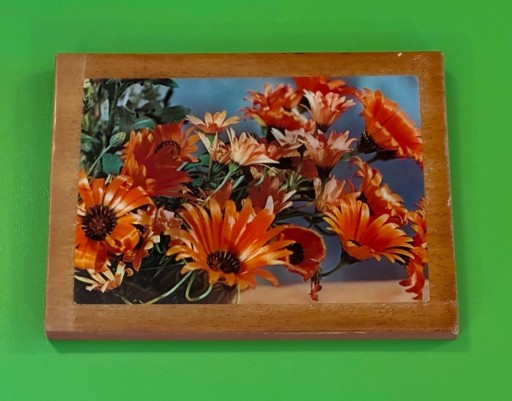 Zdjęcie oferty: Obraz obrazek kwiaty na drewnie vintage lat 60 PRL