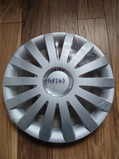 Zdjęcie oferty: Kołpak rozmiar 14 