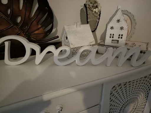 Zdjęcie oferty: Dekoracyjny drewniany napis "Dream"
