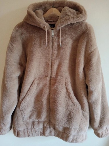 Zdjęcie oferty: Śliczne zimowe nowe futerko kurtka C&A rozmiar L 